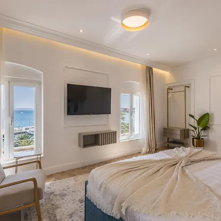 Seafront Luxury Manda, With Balcony * Split