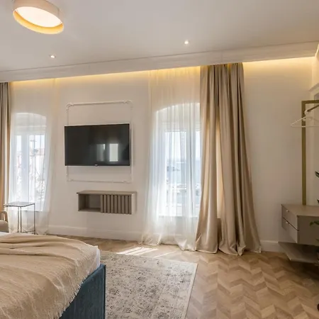Apartman Seafront Luxury Manda, With Balcony *